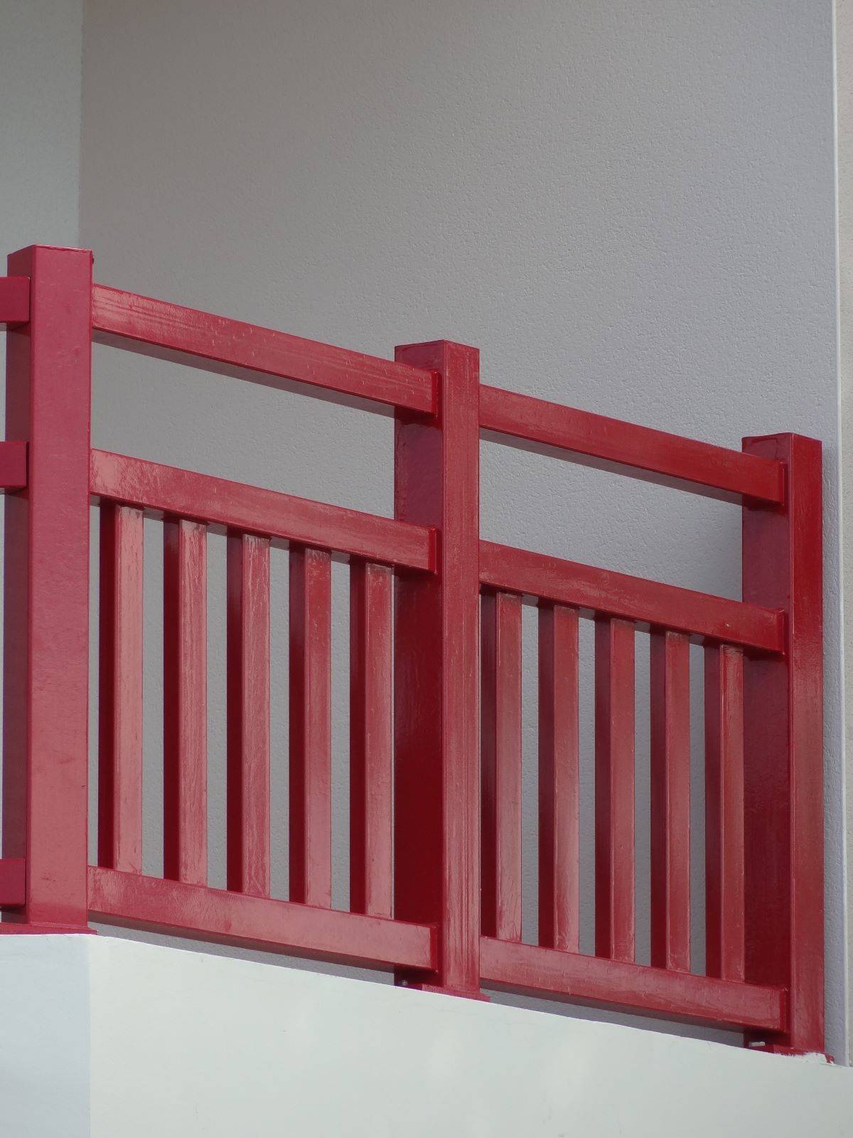 Résidence de logements collectifs, Bassin d’Arcachon, les garde-corps en acier