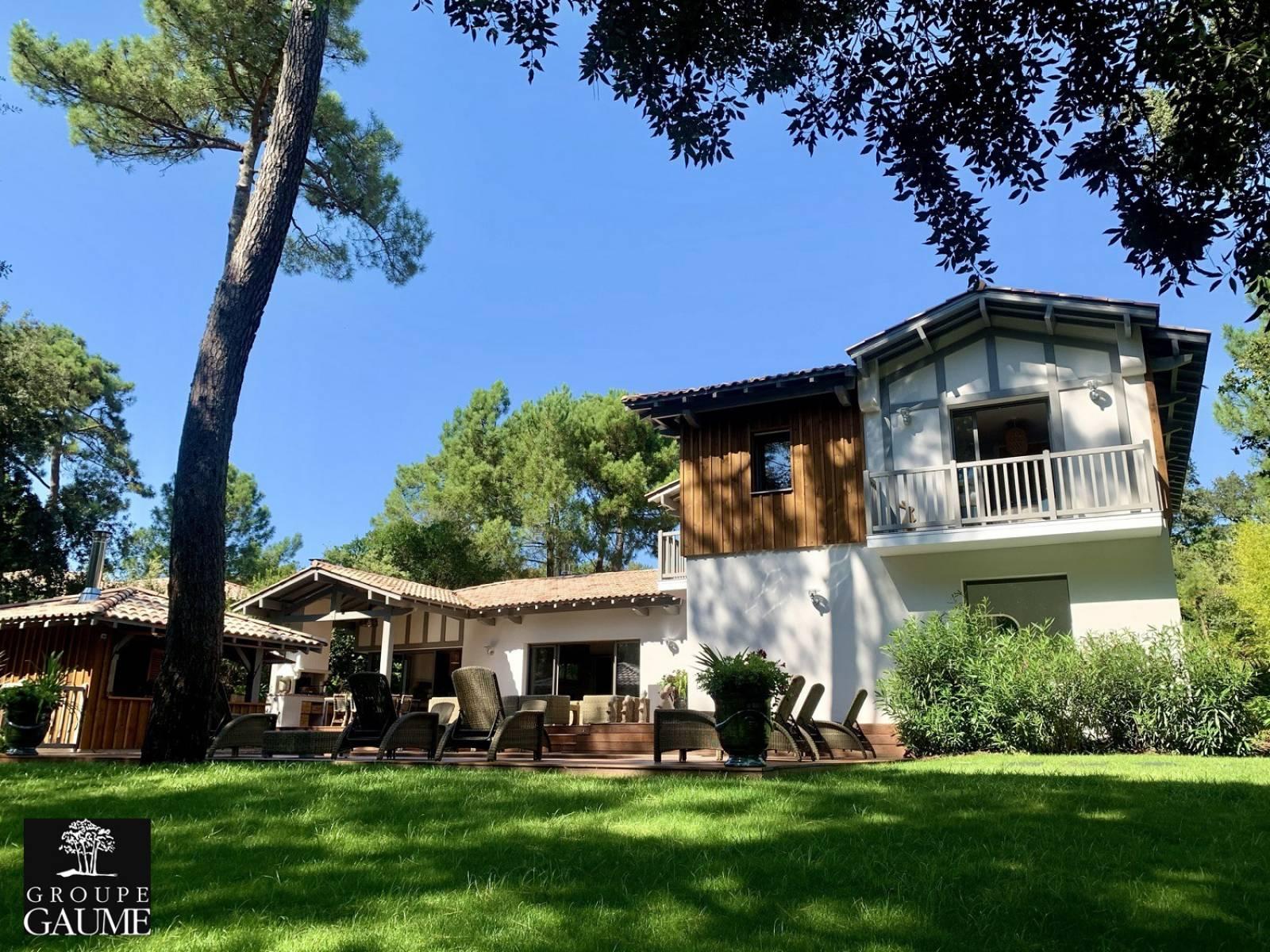 villa gaume type basque bassin d'arcachon enduit bardage colombage
