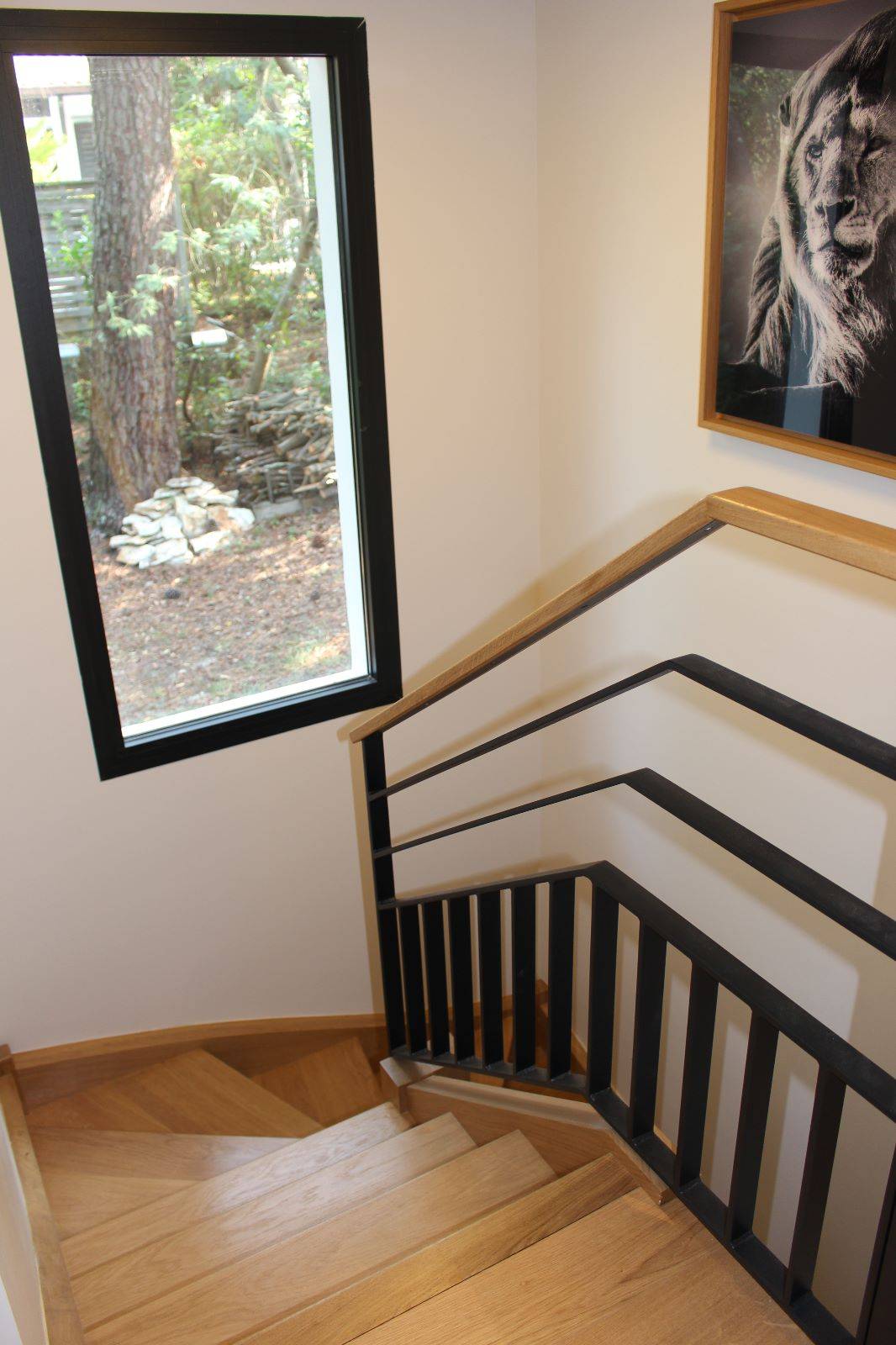 Rénovation d'une villa basque par un architecte sur le Bassin d'Arcachon, le garde-corps sur escalier